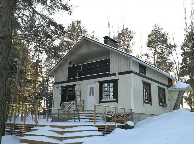 Villa Halkolanniemi